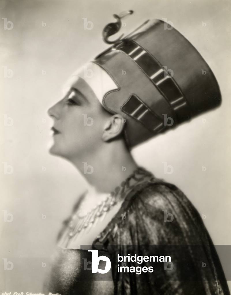 Sigrid Onegin as Verdi's 'Aida'