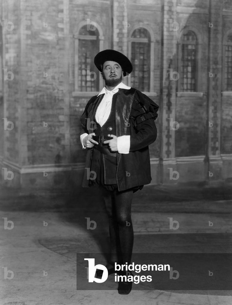 Charles Goulding as Colonel Fairfax in Gilbert and Sullivan 's Yeomen of the Guard at the Savoy Theatre, 4 March 1930