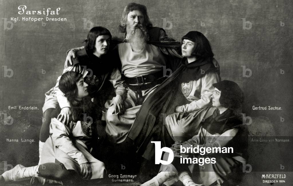 Richard Wagner 's opera 'Parsifal' - Hanns Lange , Emil Enderlein , Gertrud Sachse and Anne-Liese von Normann surrounding Georg Zottmayr , German bass, 24 January 1869 - 11 December 1941