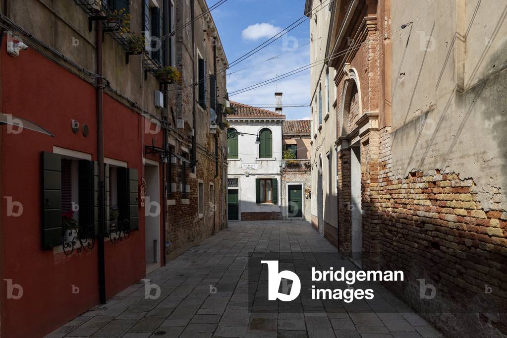 Calle Larga Rosa, Venice, Italy (photo)