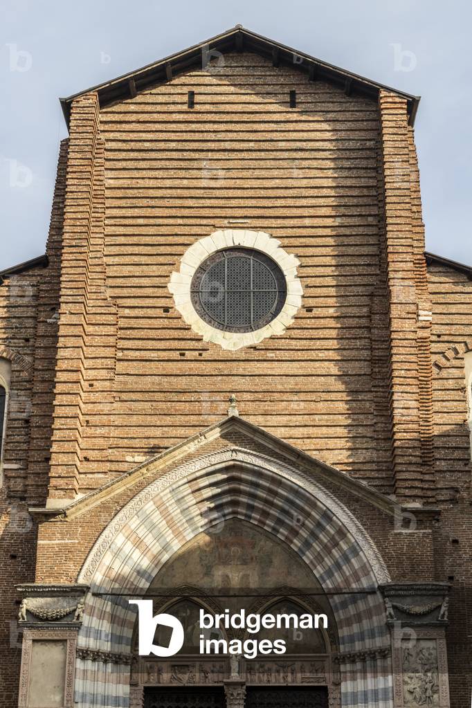 Basilica of Santa Anastasia, Verona, Italy (photo)