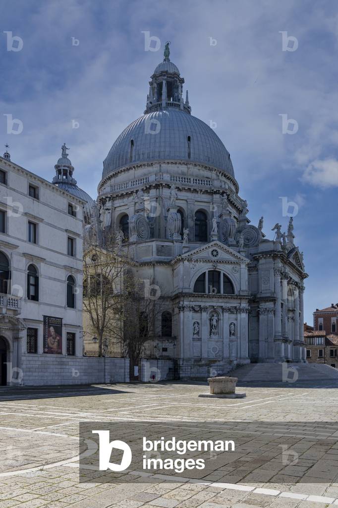 Basilica di Santa Maria della Salute, Venice, Italy (photo)