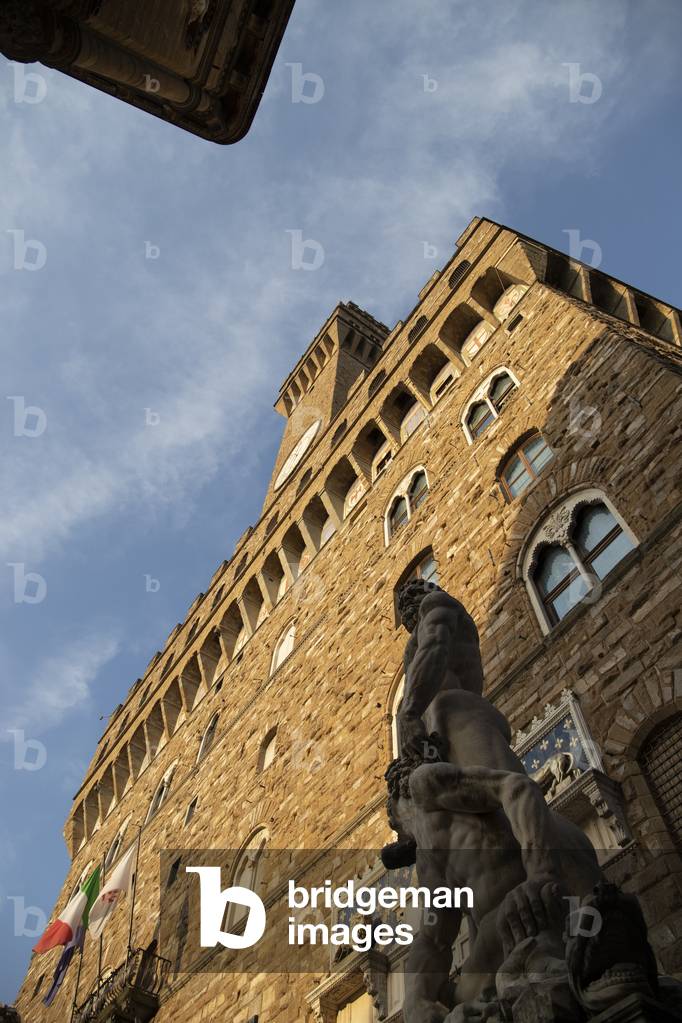 Palazzo Vecchio, statue of Hercules and Cacus, Florence, Tuscany, Italy, 2020 (photo)