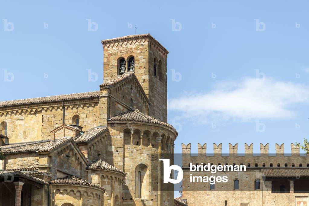 Collegiate and Palazzo del Podesta, Castell'Arquato, Piacenza, Emilia Romagna, Italy, 2020 (photo)