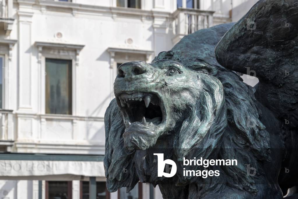 Monumento a Vittorio Emanuele II, Venice, Italy (photo)