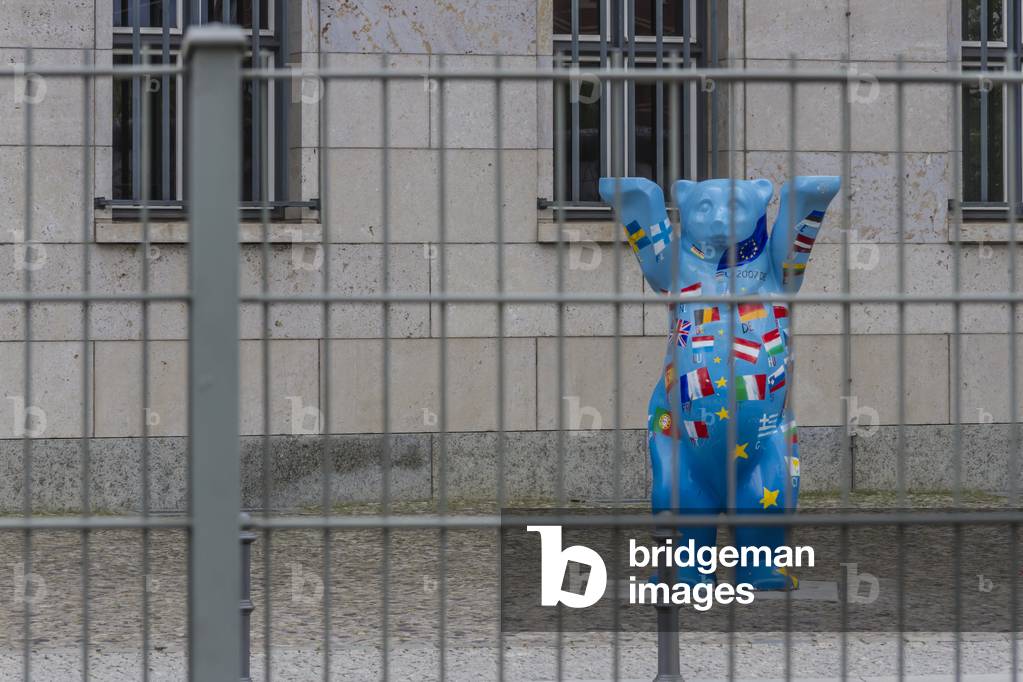 The symbol of the city: the bear, Berlin, Germany (photo)