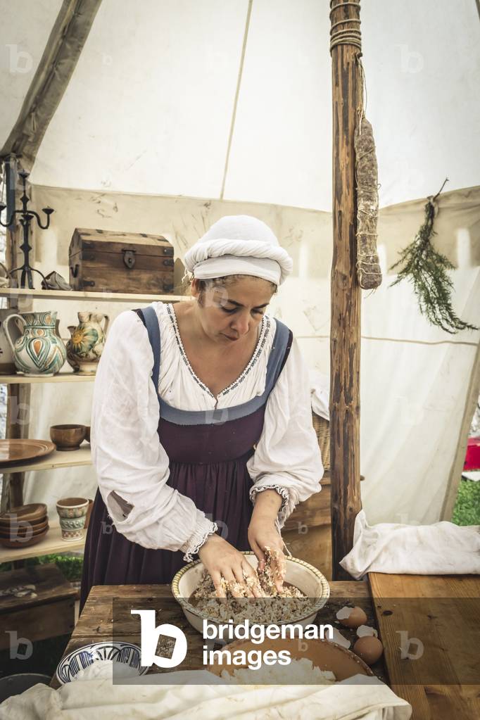 Civil and military customs: Field kitchen, Castel Beseno, Trento, Italy (photo)