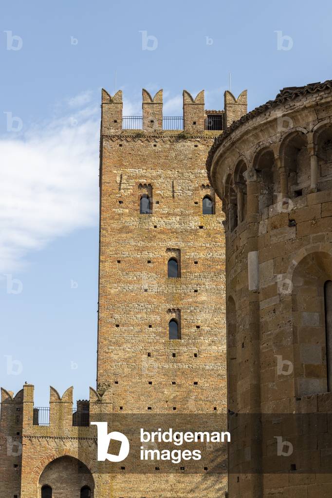 Collegiate and Rocca Viscontea, Castell'Arquato, Piacenza, Emilia Romagna, Italy, 2020 (photo)