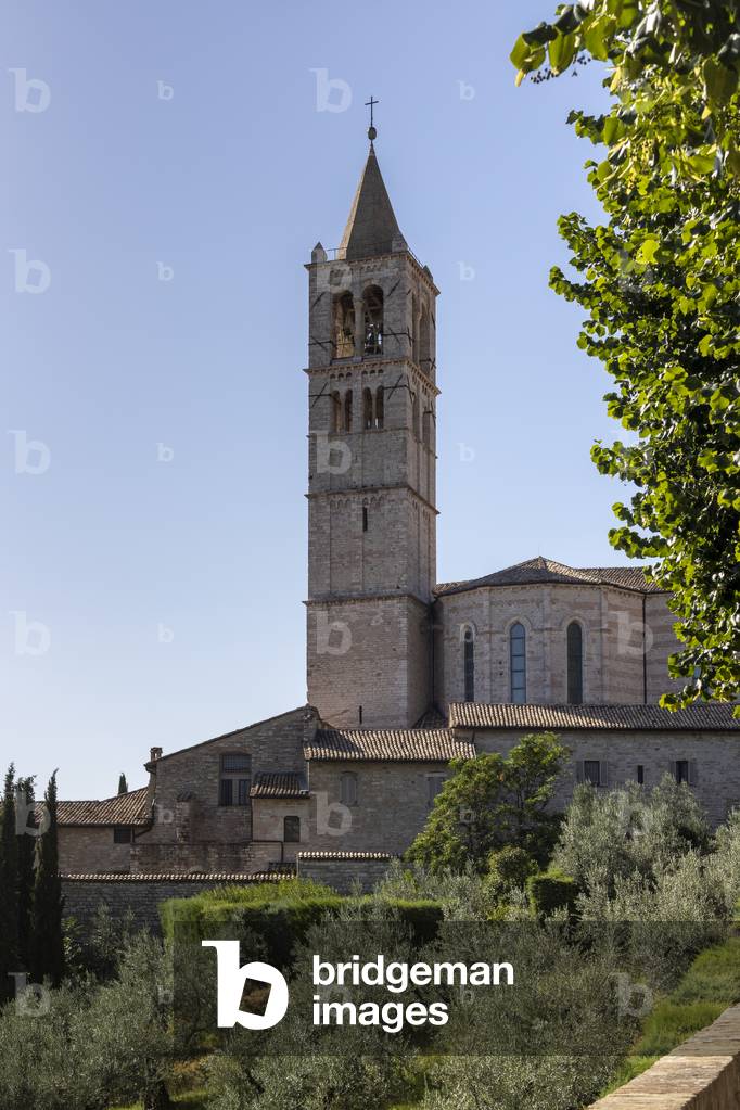Basilica di Santa Chiara, Assisi, Umbria, Italy (photo)