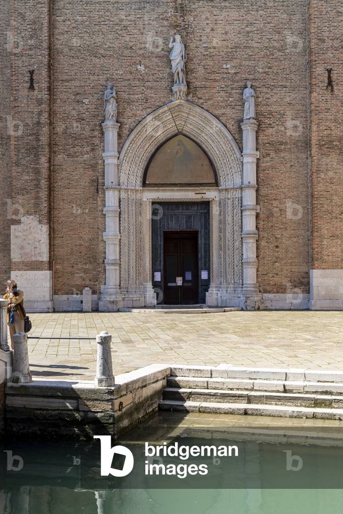 Basilica dei Frari, Venice, Italy (photo)