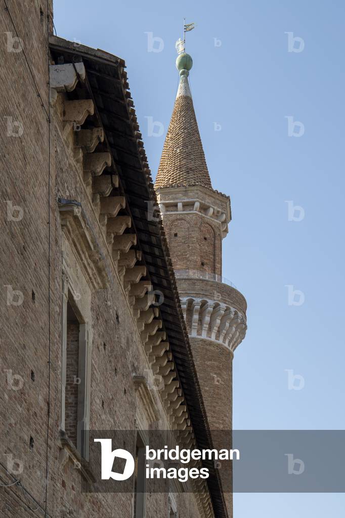 Ducal Palace, Urbino, Italy (photo)