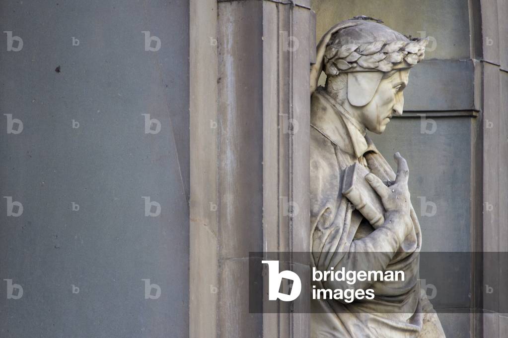 Statue of Dante - Portici Uffizi, Florence, Italy (photo)