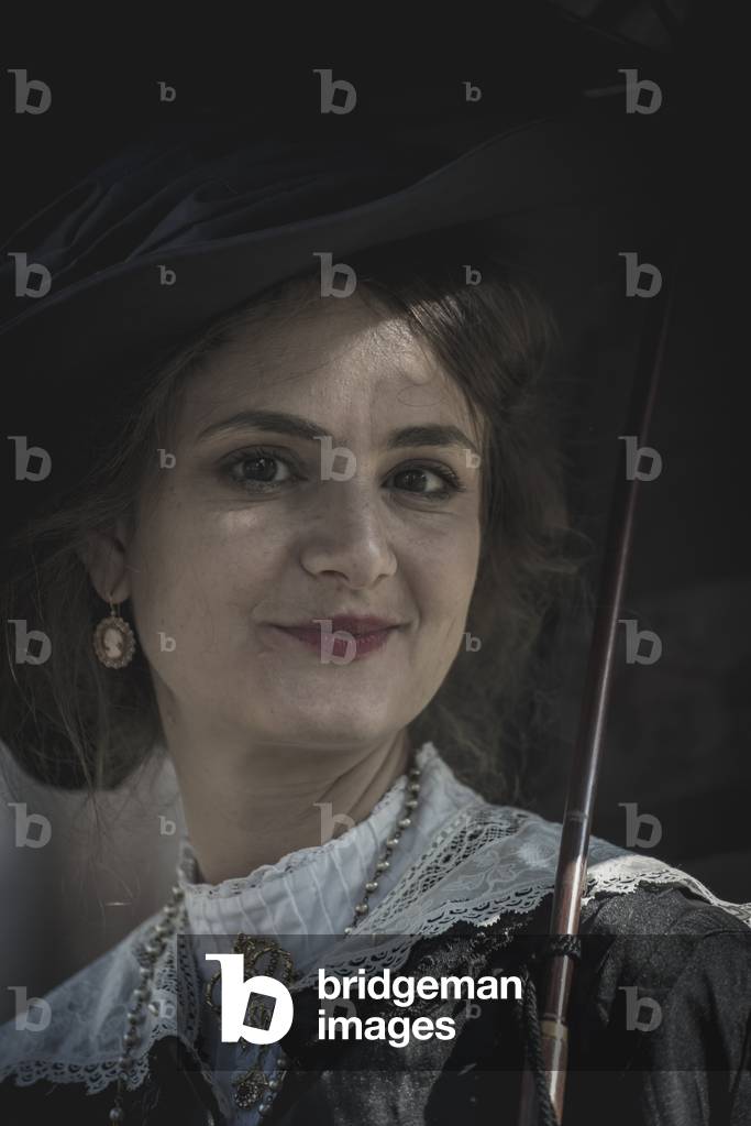 Honeymoon trip to Turin, young married couple: portrait of the bride, Turin, Piedmont, Italy (photo)