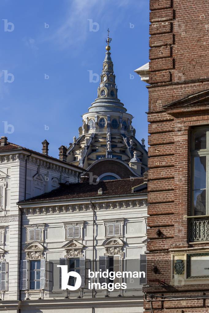 Chapel of the Holy Shroud and Royal Palace, Turin, Italy (photo)