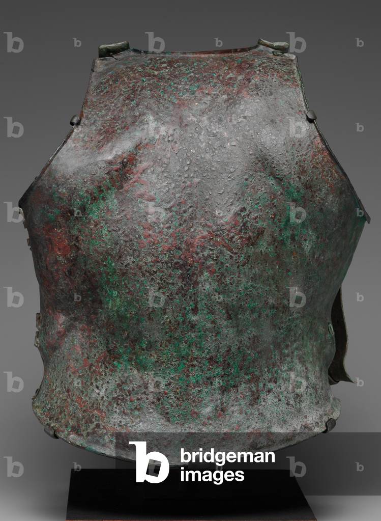 Cuirass from southern Italy, Early Hellenistic Period, late 4th century BC (bronze)