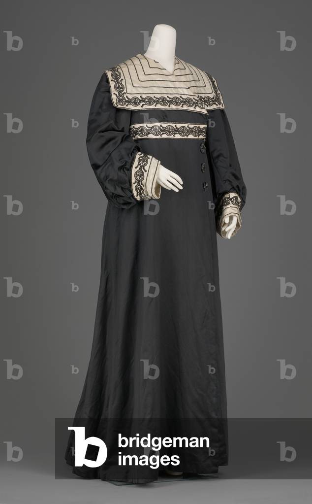 Woman's coat, Liberty & Co., c.1905 (silk satin with wool padding, embroidered with silk floss & glass seed beads)