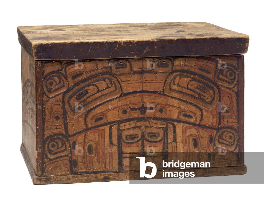 Bent-corner chief's chest, c.1850 (yellow & red cedar with red and black pigment)