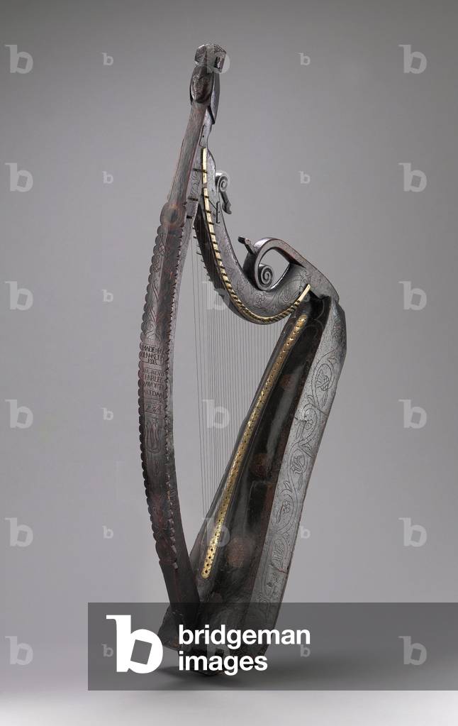 Harp (cláirseach), 1734 (willow and brass)