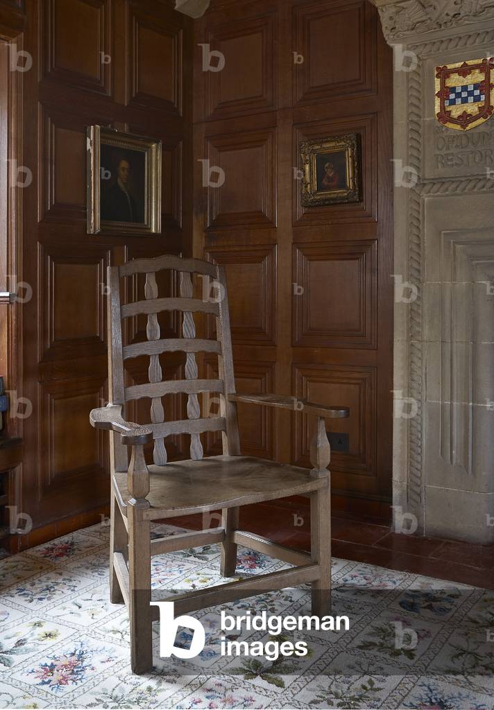 Chair in English oak, 1904, Old place of Muchrum, Wigtownshire, UK, 2014 (photo)