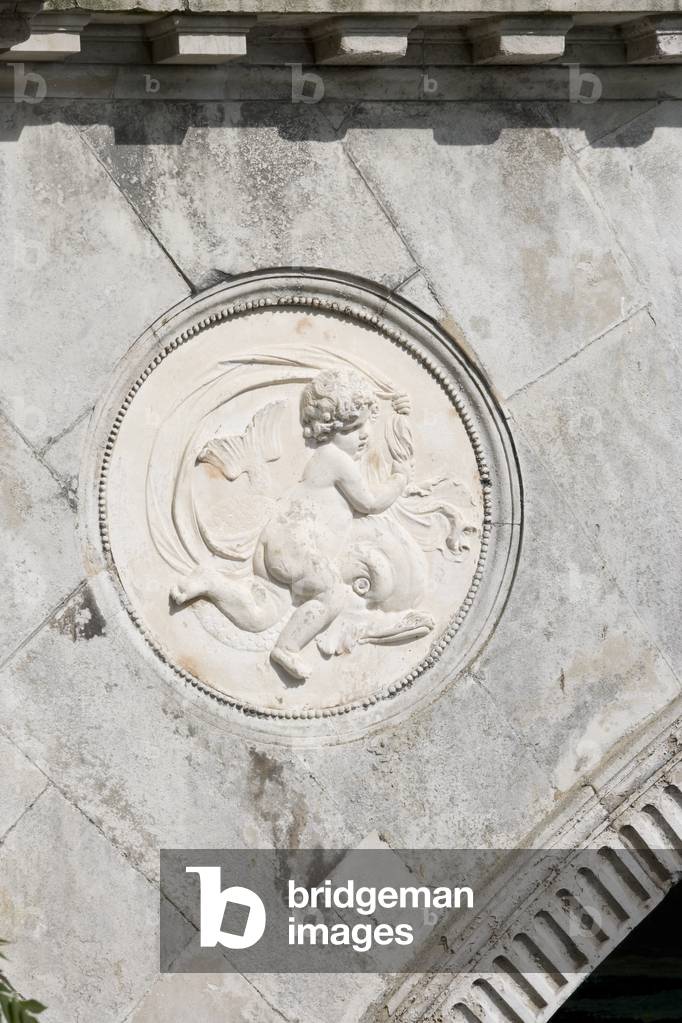 Detail of the Classical Bridge, Chiswick House and Gardens (photo)
