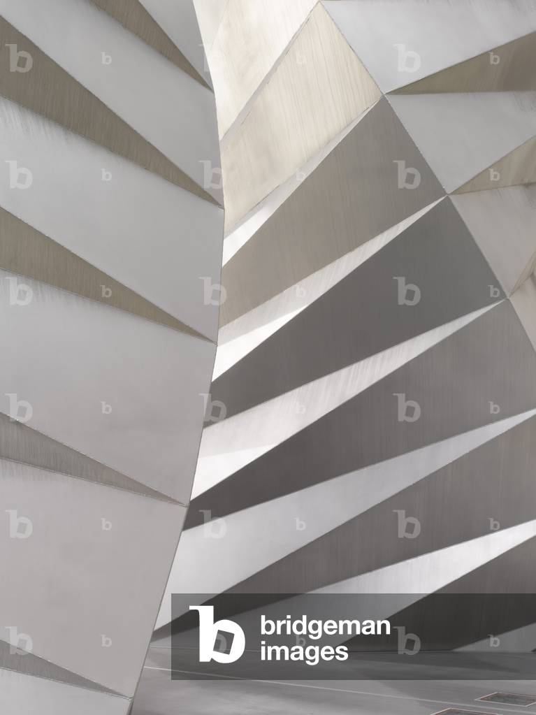 Vents, Paternoster Square, London, UK (photo)