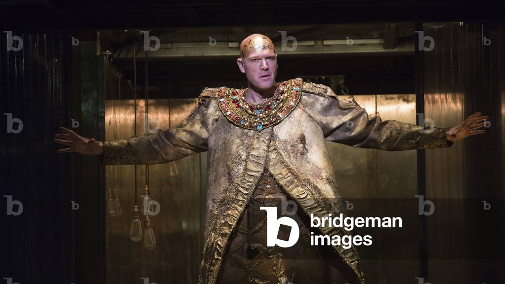 Akhnaten by Philip Glass