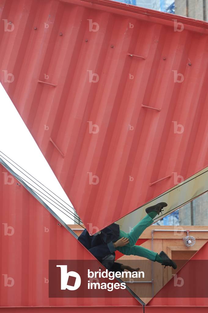 Choreographer Satchie Noro performs the UK Premiere of Origami