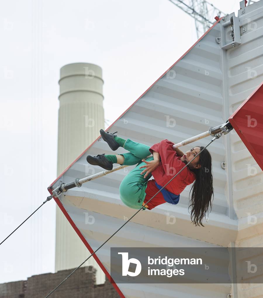 Choreographer Satchie Noro performs the UK Premiere of Origami
