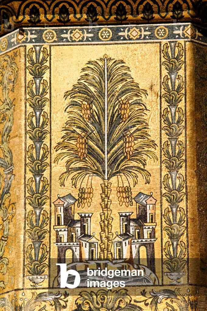 A palm tree surrounded by a city, 8th century (Mosaic)