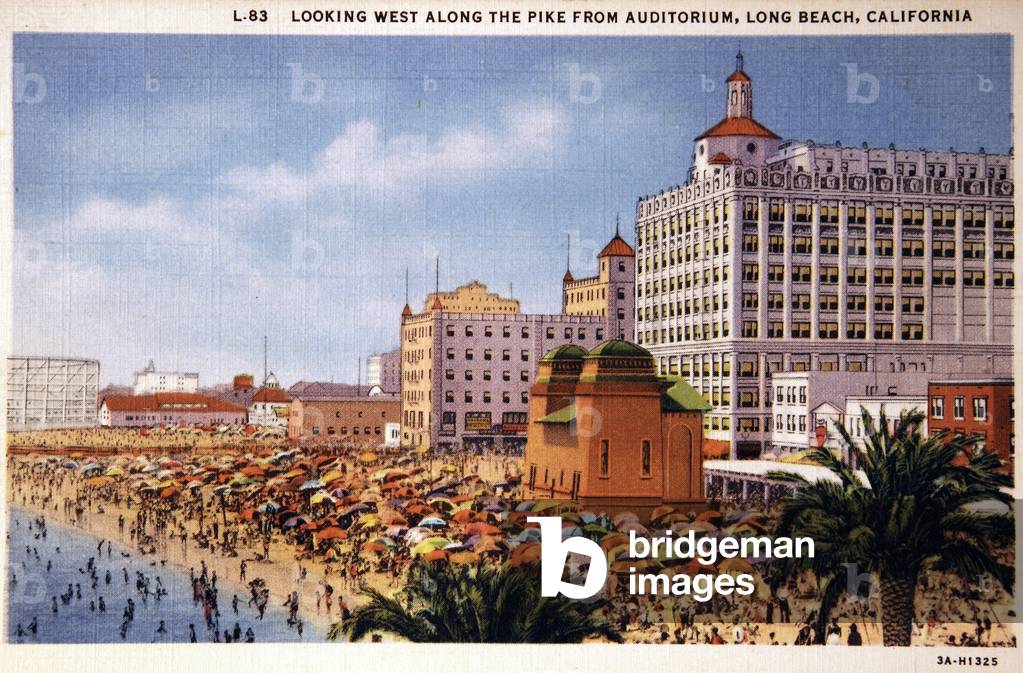 Geography. USA. Long Beach, California, looking west along the Pike from Auditorium. Postcard, USA, c.1910 (postcard)