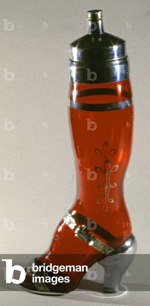 Shaker lookng like a woman leg, c.1950 (object)