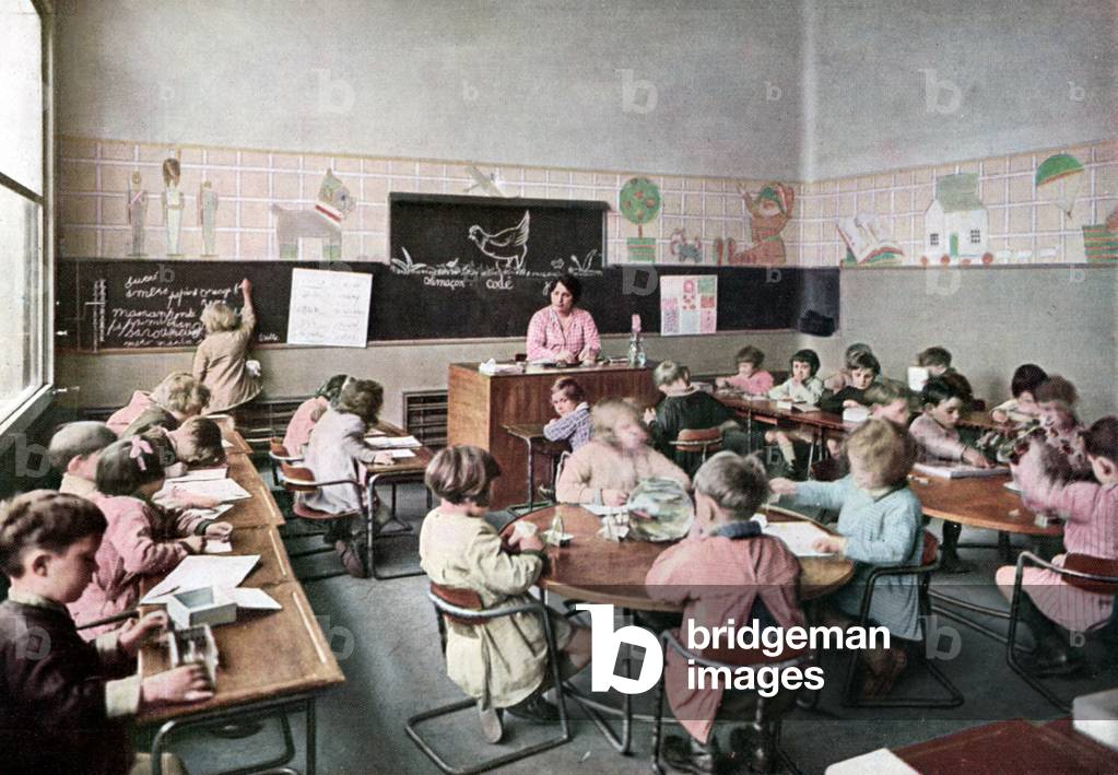 Classroom in a nursery school in Gennevilliers, 1934 (photo)