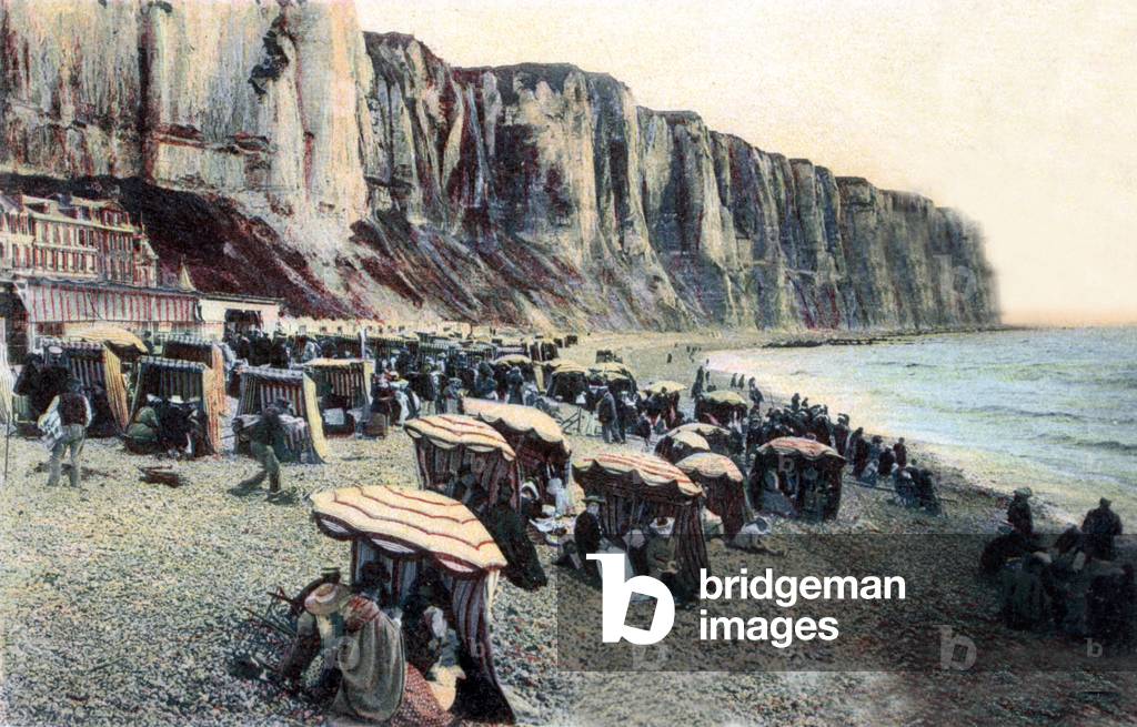 the beach in Le Treport in Normandy, postcard, c. 1910