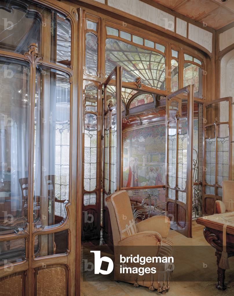 View from Salon towards roof light, Mirrors and light, Hotel Solvay, 224 Avenue Louise, Brussels, 1894-1903 (photo)