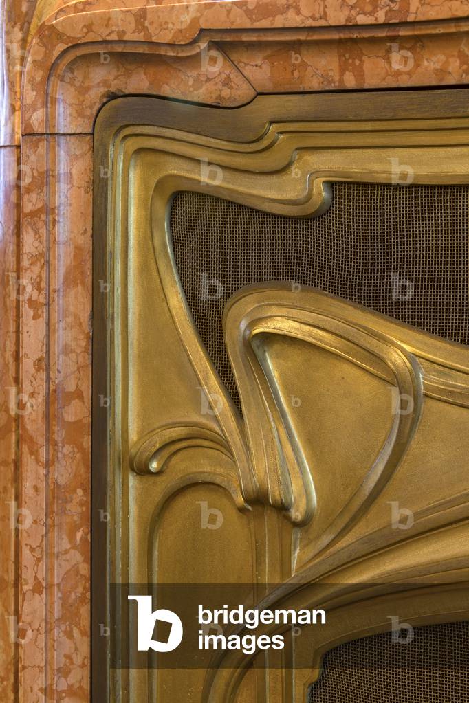 Salon/billiard room fireplace detail Style Horta, Hotel Solvay, 224 Avenue Louise, Brussels, 1894-1903 (photo)