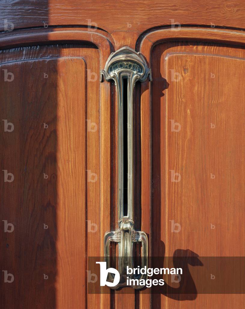 Letterbox detail, Maison and Atelier Horta, 23-25 Rue Americaine, Brussels, 1898-1901. Now the Horta Museum (photo)