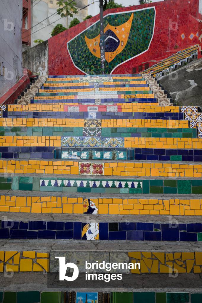 Moasaic detail, Selarón Steps, Lapa District, Rio de Janeiro, Brazil, March 2018 (photo)