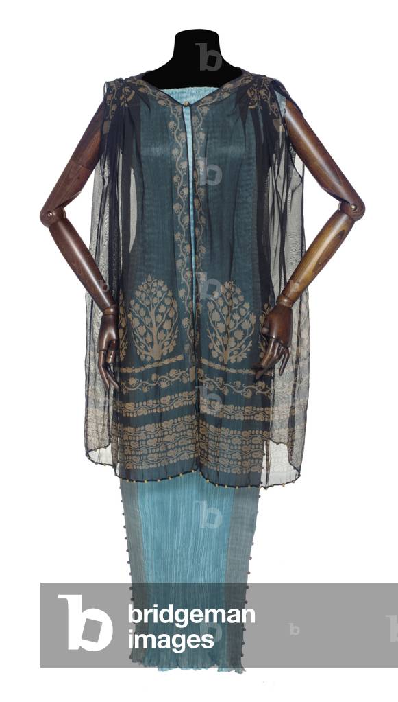 Two-colour 'Delphos' dress, Mariano Fortuny (photo) (see also 622247)