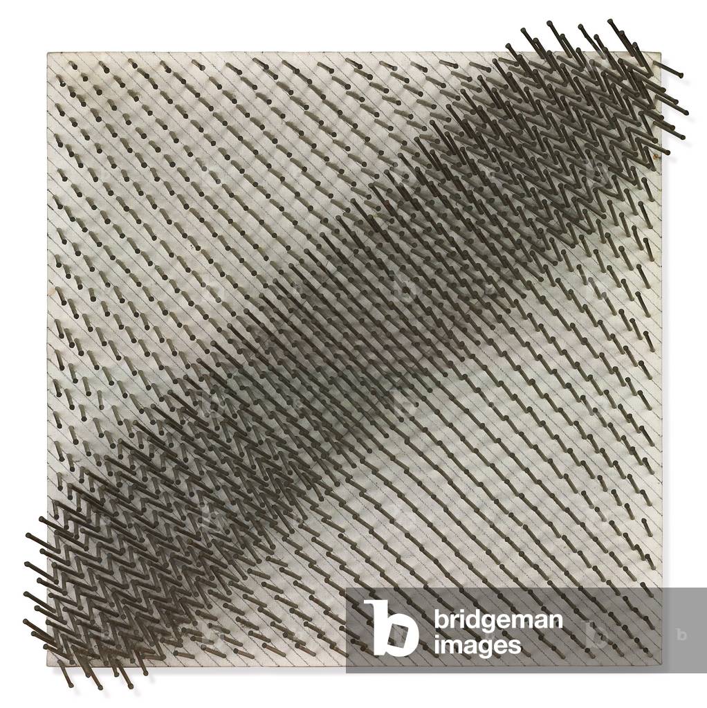 Diagonale Struktur, 1975 (nails and graphite on linen laid down on wood)