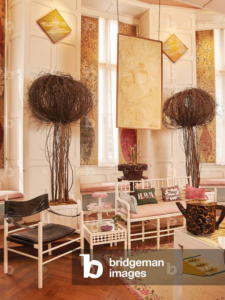 Interior of one of Fleur Cowles' apartments at the Albany, London, 2016 (photo)