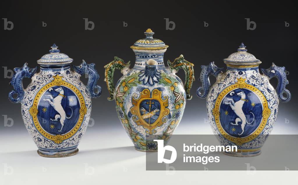 A pair of Montelupo armorial two-handled oviform vases and a wet-drug jar (ceramic)