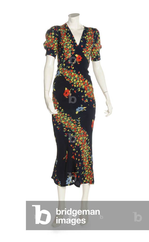 Printed silk crepe dress, Ossie Clark, print by Celia Birtwell, 1974 (photo)