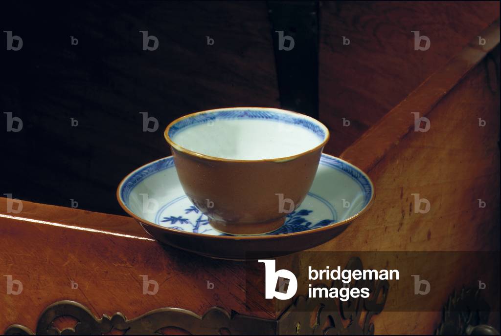 Batavian ware cup and saucer, cargo of the sunken ship 'Geldermalsen', c.1750 (porcelain)