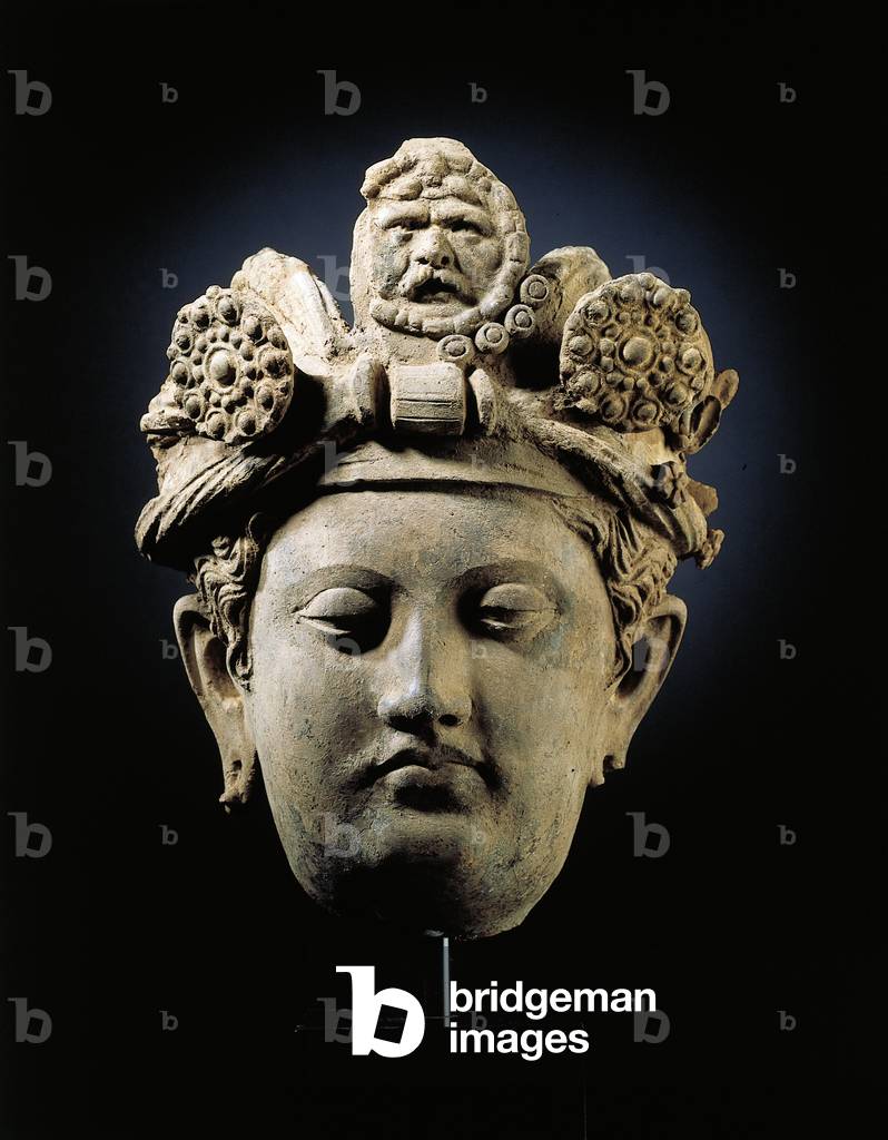 Head of a Bodhisattva from Gandhara (terracotta)