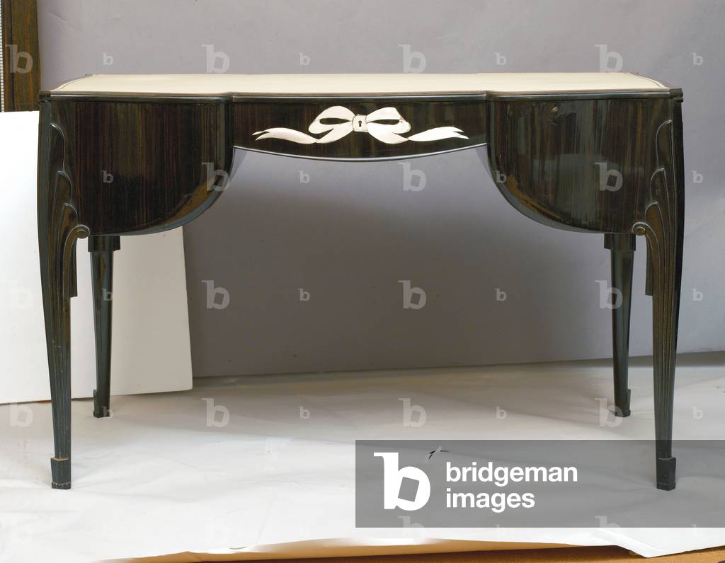 Bureau de Dame et son Siége, 1926-27 (ebony, mother of pearl & silver)