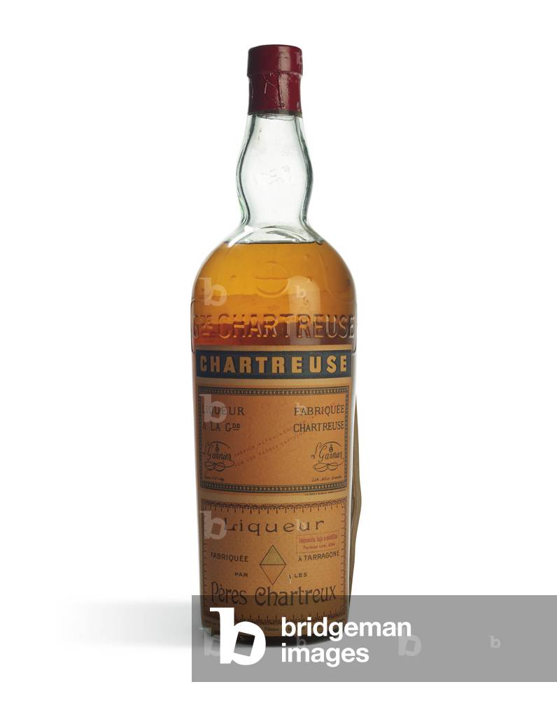 Chartreuse Jaune, Pères Chartreux, Tarragone, 1958 (glass bottle with label)