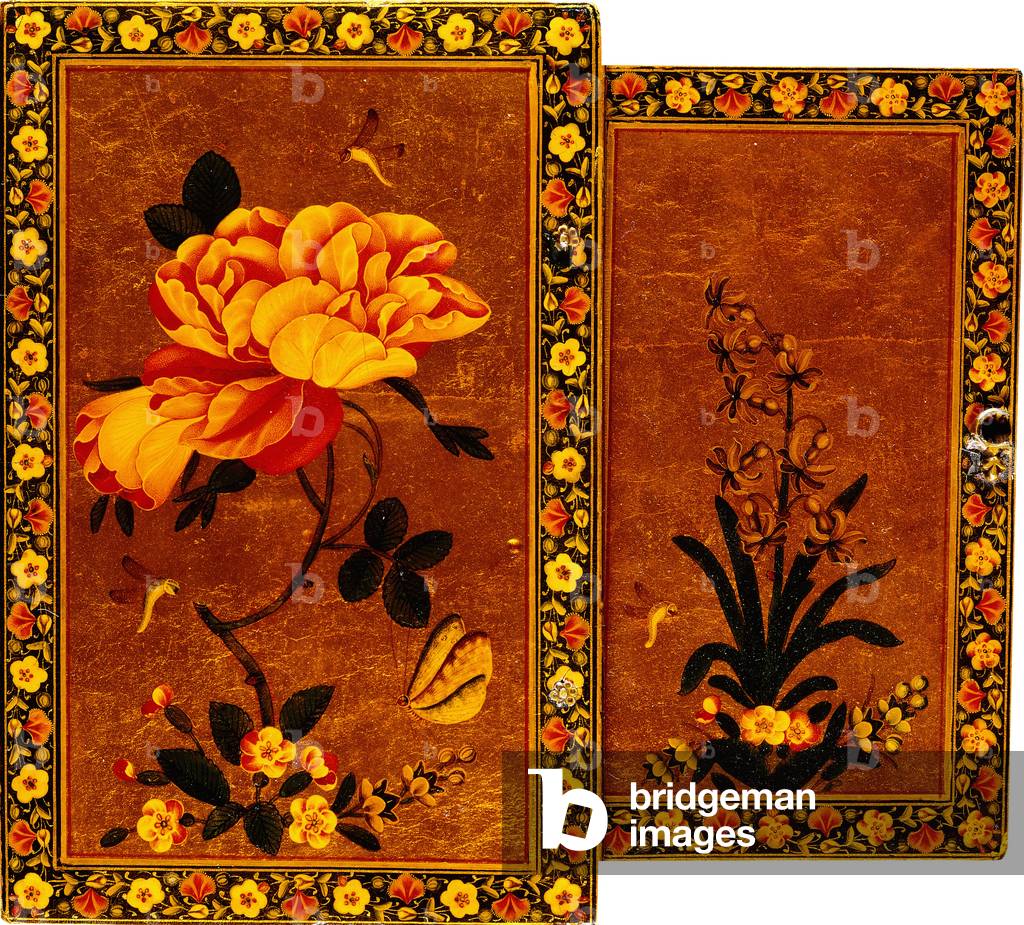 The front and back of a mirror case painted with a hyacinth and a rose respectively, 17th century ()