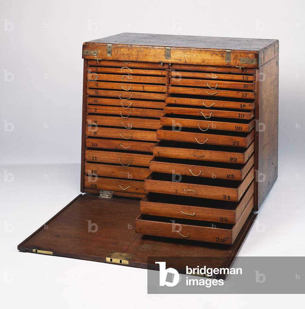 A mahogany travelling chest, 19th century, the interior fitted with twenty-six specimen trays (mahogany)