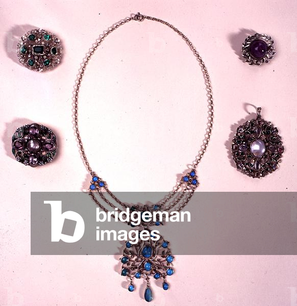 Selection of Jewellery, c.1900-11 (mixed media)