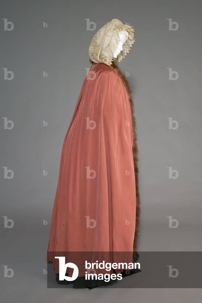 Bertha Palmer's evening coat with attached cape and hood, 1889 (side view), Silk voided velvet in iris pattern, ribbed silk taffeta, lace, beaver fur